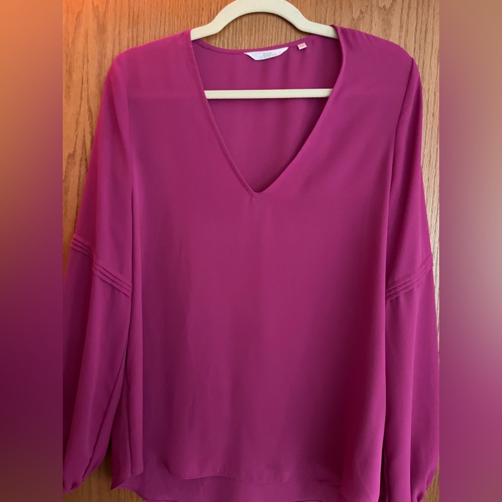 Zoa NY v neck top